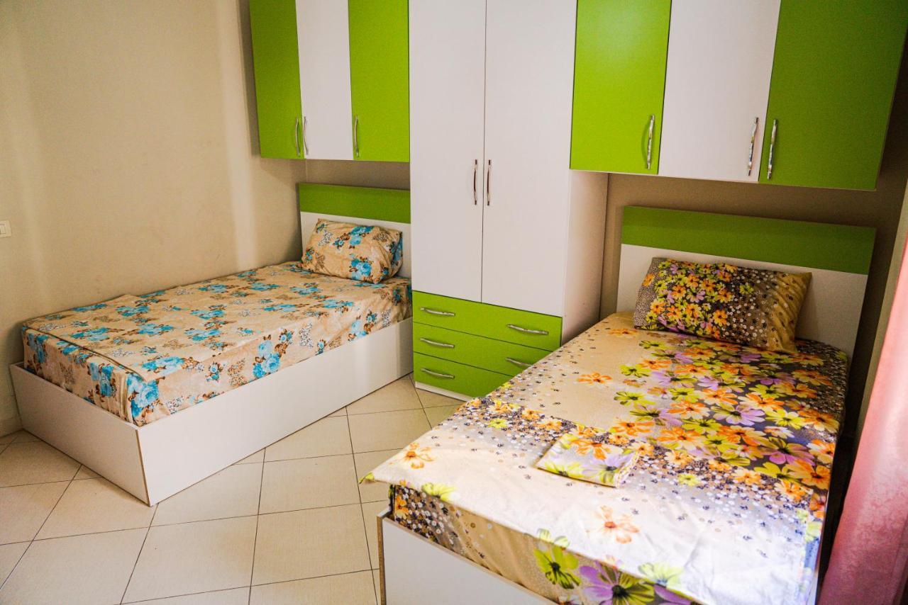 Apartament Cds Durrës Extérieur photo