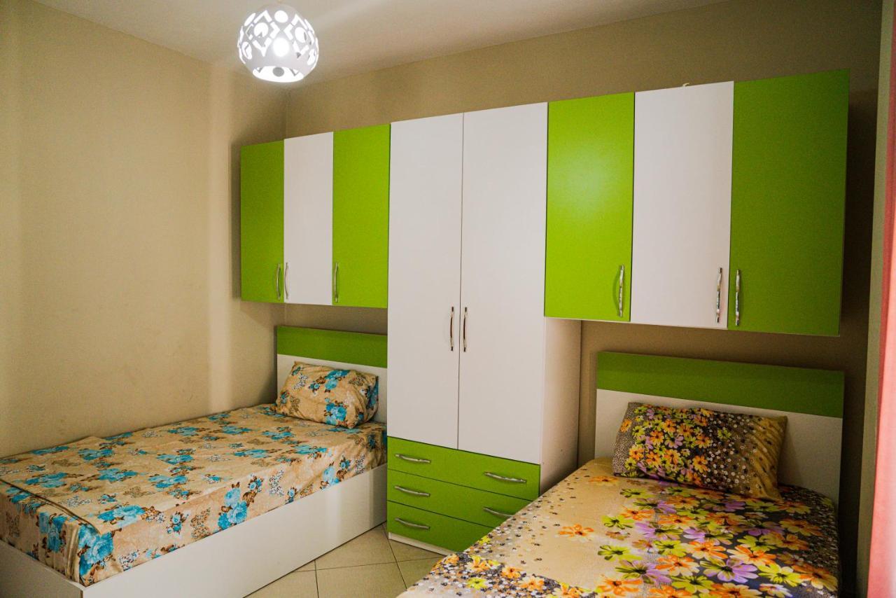 Apartament Cds Durrës Extérieur photo