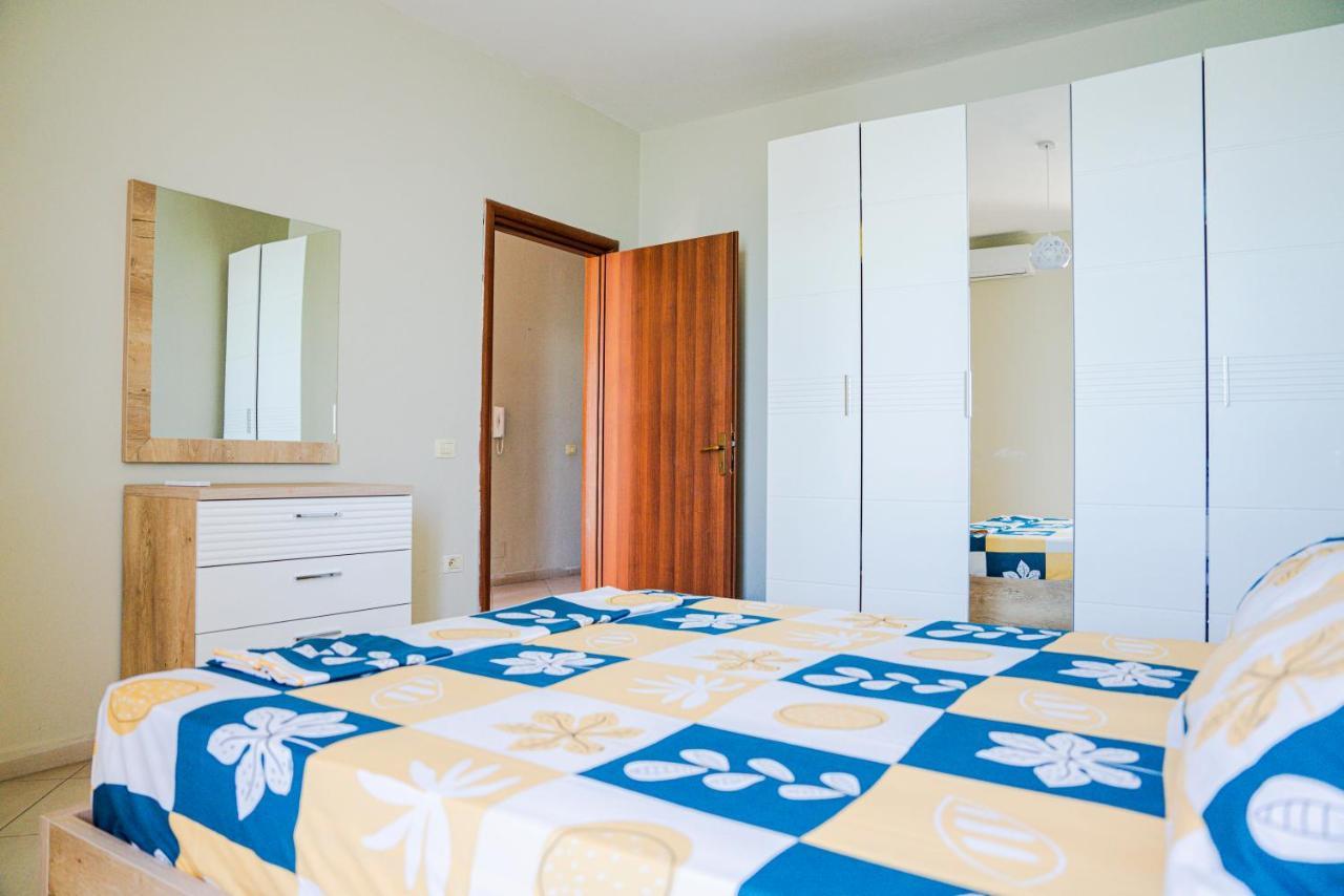 Apartament Cds Durrës Extérieur photo