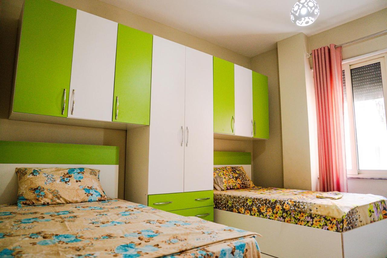 Apartament Cds Durrës Extérieur photo